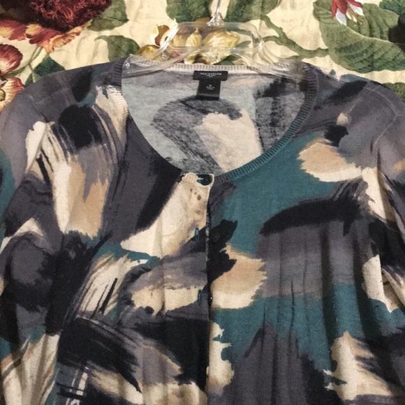 Ann Taylor Cardigan sweater. Black/ Tan / Green abstract print - like new! - Picture 3 of 3